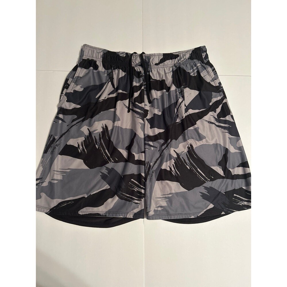 Athletic Works Men’s Grey & Black Camo Performance Mesh Shorts – Size Large